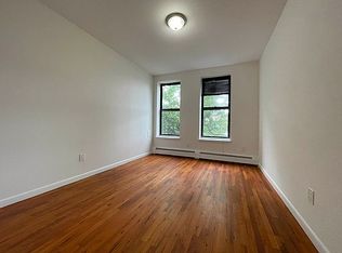 442 Wyona St FLOOR 3, Brooklyn, NY 11207