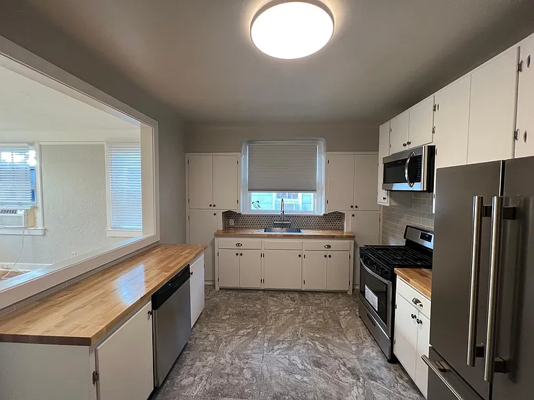 7703 Green St — Photo 4