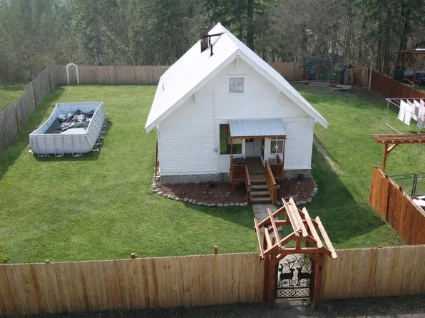 131 Electric Ave, Moyie Springs, ID 83845