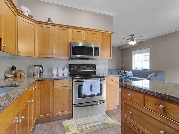 4th image of 31235 Upper Maclure Rd #18