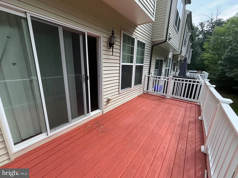 22410 Glenbow Way — Photo 10