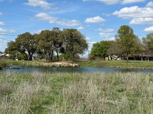 8 Spring Crk LOT 8, Bandera, TX 78003