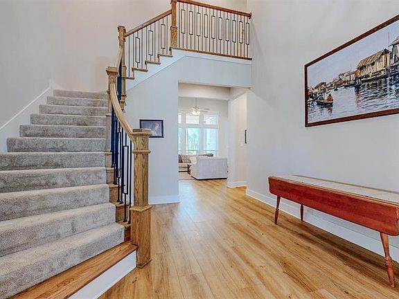2nd image of 17475 Reserve Dr