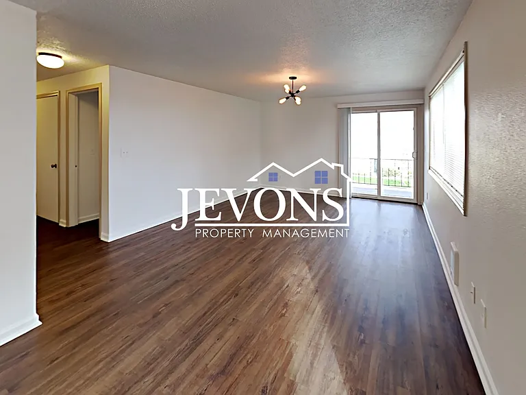 2416 S I St — Photo 20