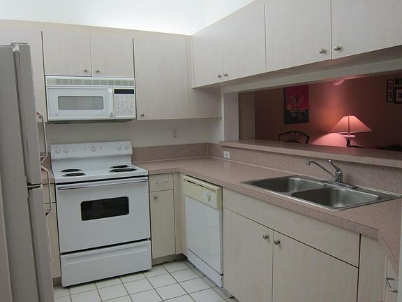 4th image of 500 Uno Lago Dr APT 203