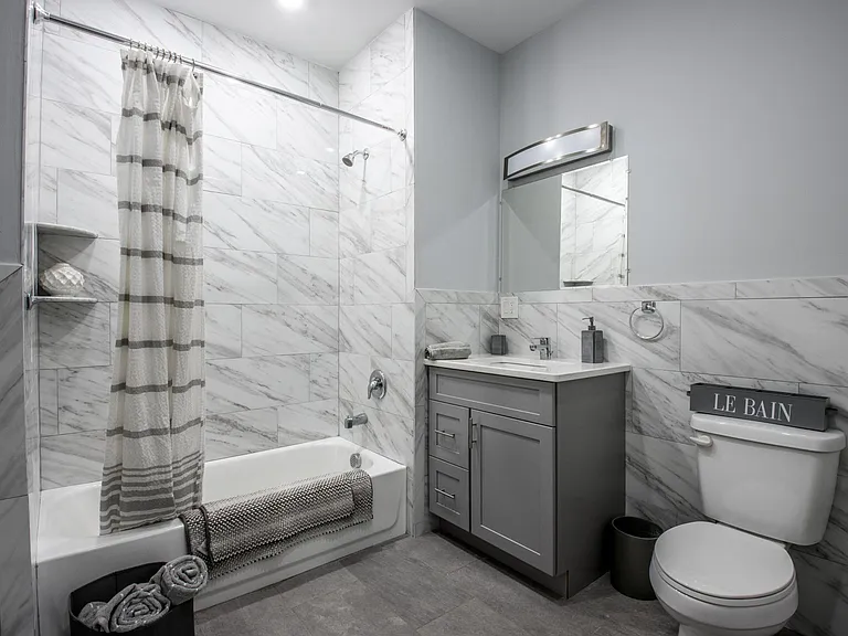 20 N Clinton St #201 — Photo 13