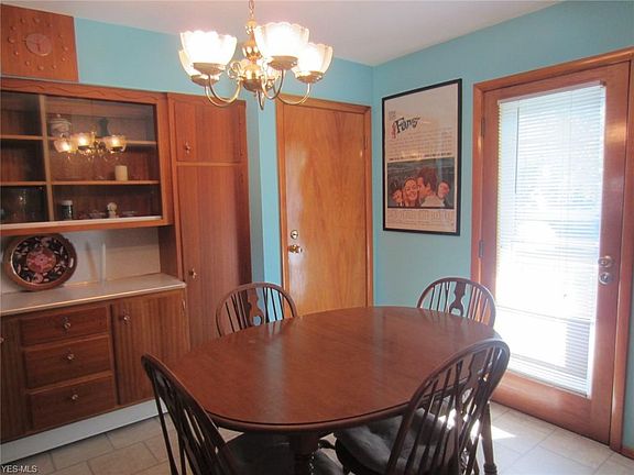 4th image of 135 Terra Ln