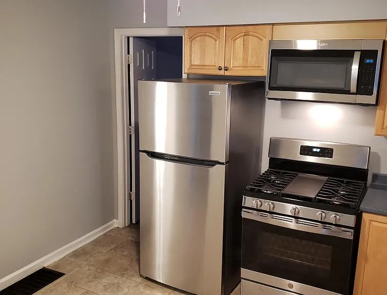 809 N Townsend St #3 — Photo 4