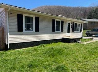 321 Tumbleweed St, Princeton, WV 24740