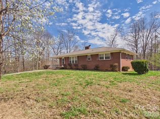 1331 Idlewood St SW, Lenoir, NC 28645