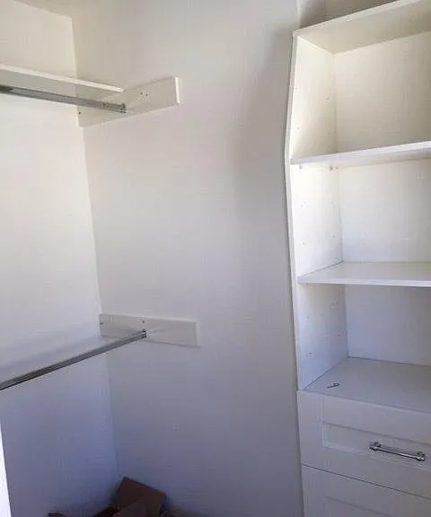 Walk-in closet