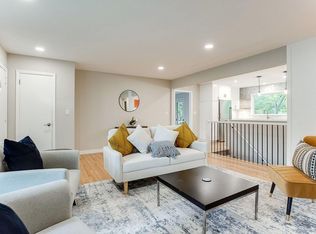 6901 Eliot View Rd, Saint Louis Park, MN 55426