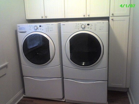 2nd floor laundry room