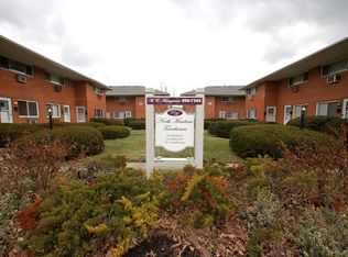 5814 N Meadows Blvd APT A, Columbus, OH 43229