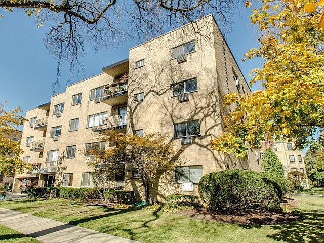 1st image of 800 Judson Ave APT 203