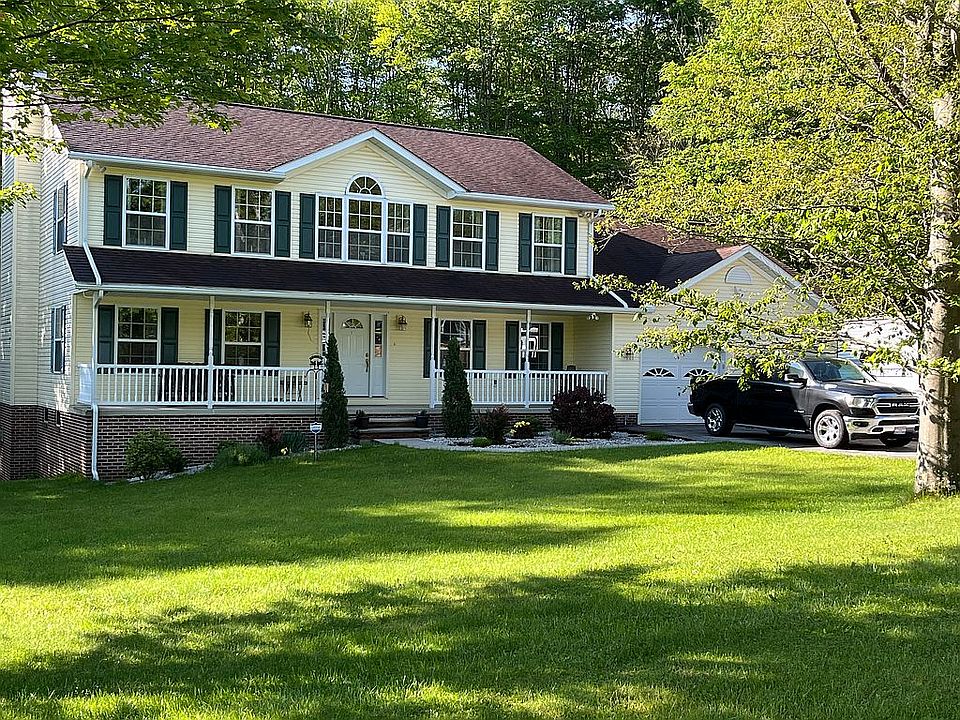 1st image of 232 Emerald Dr