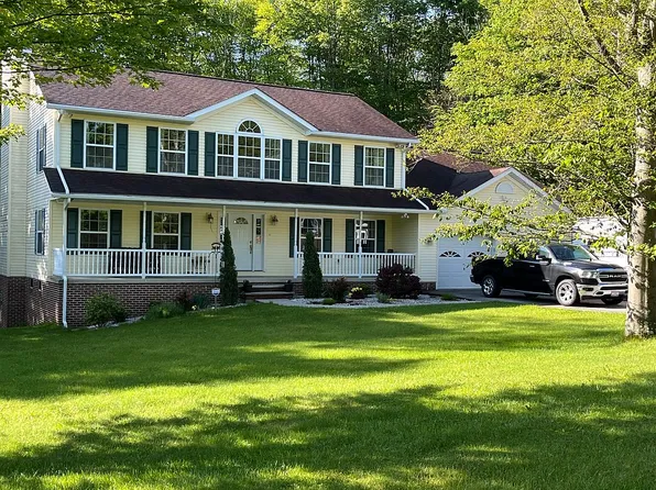 232 Emerald Dr, Ebensburg, PA 15931