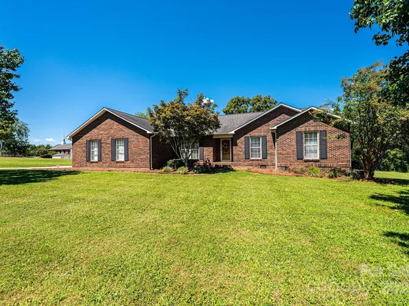 227 Robert Keever Rd, Stanley, NC 28164