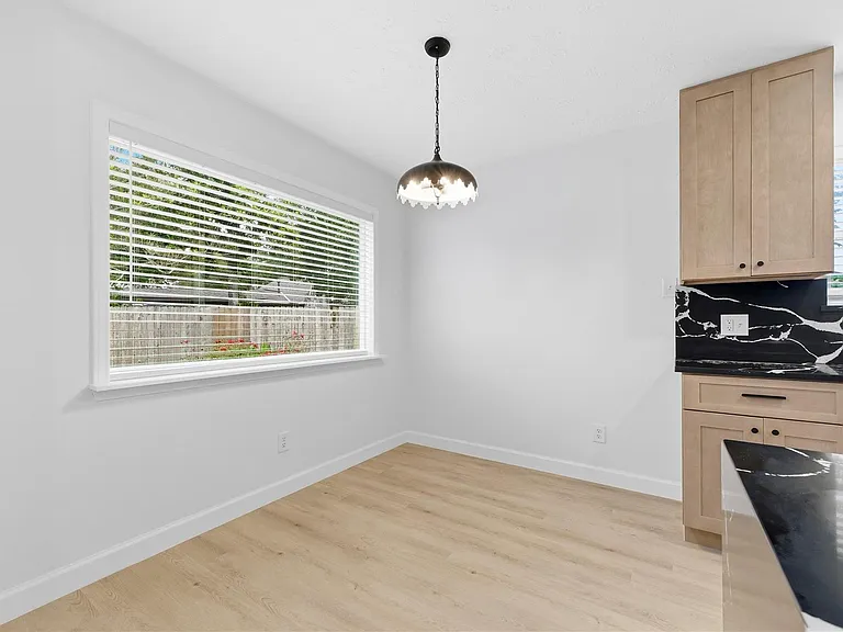 9607 Kemp Forest Dr — Photo 10
