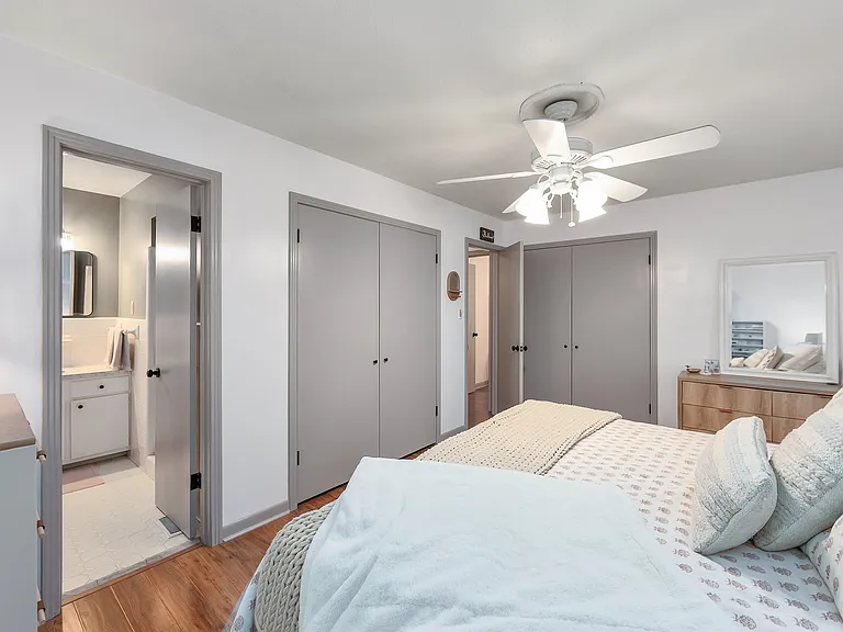 128 Laurie Cir — Photo 23