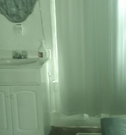 4th image of 903 3rd Ave
