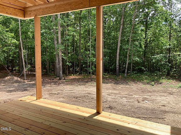 5th image of 2154 Grove Hill Rd