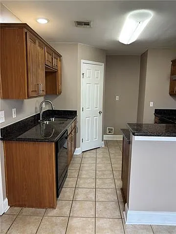 2721 Pakenham Dr — Photo 3