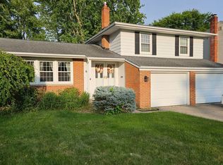 6115 Christman Dr, North Olmsted, OH 44070