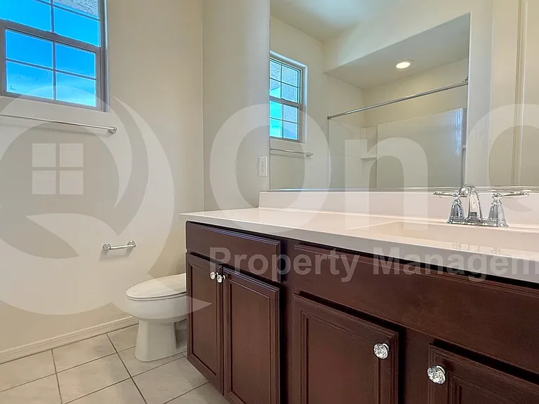 9707 W Patrick Ln — Photo 31