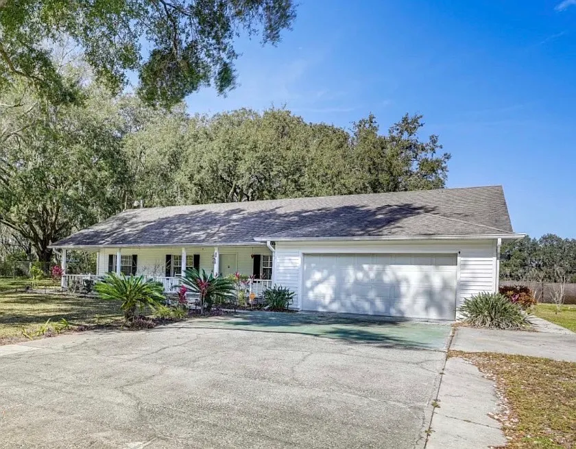 3007 Grapefruit Ln
