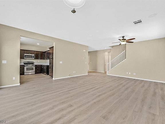 3rd image of 10602 Sand Mountain Ave