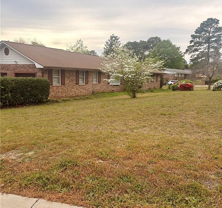2nd image of 1544 Paisley Ave