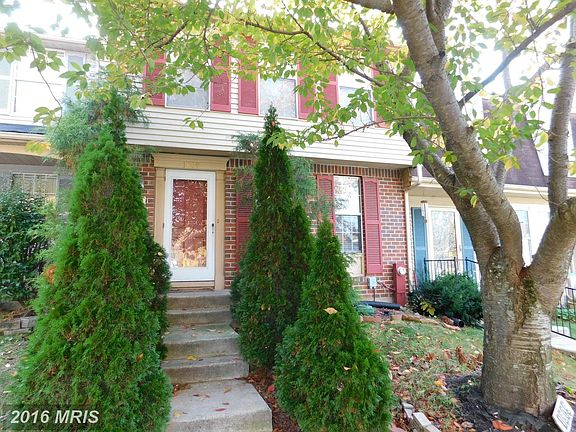 3rd image of 1809 Queen Anne Sq