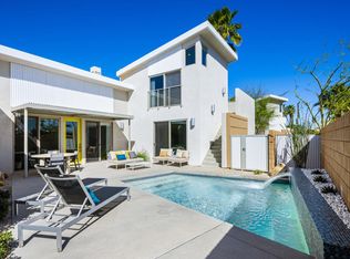 970 Oceo Cir S, Palm Springs, CA 92264