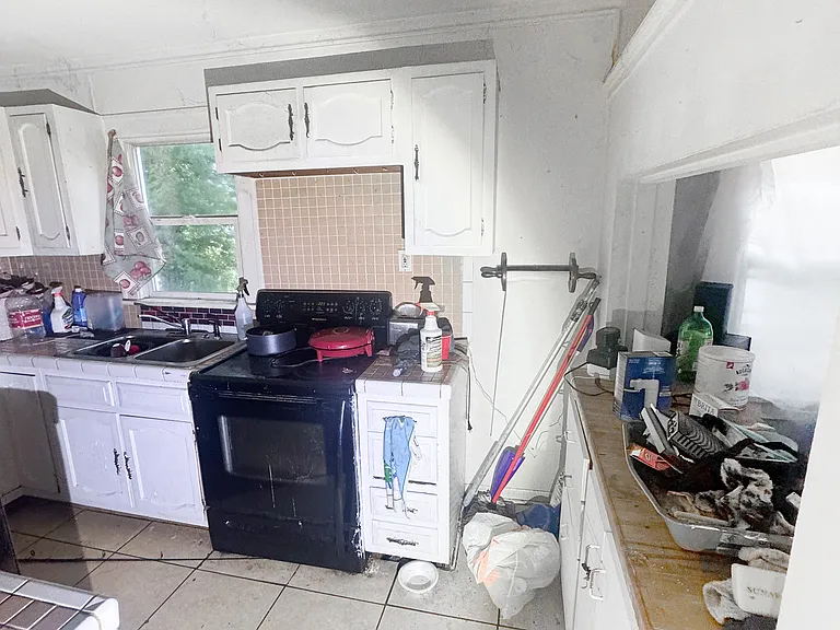 612 Neubert Ave — Photo 23