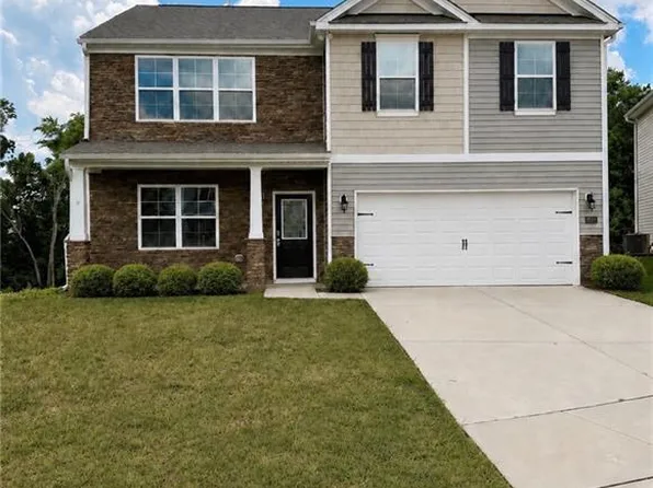 3696 Waterford Oak Ct, High Point, NC 27265