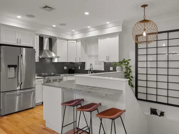 8 Manley St #1, Dorchester, MA 02122