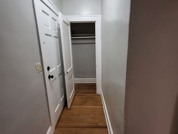4th image of 1310 Willow Branch Ave #15