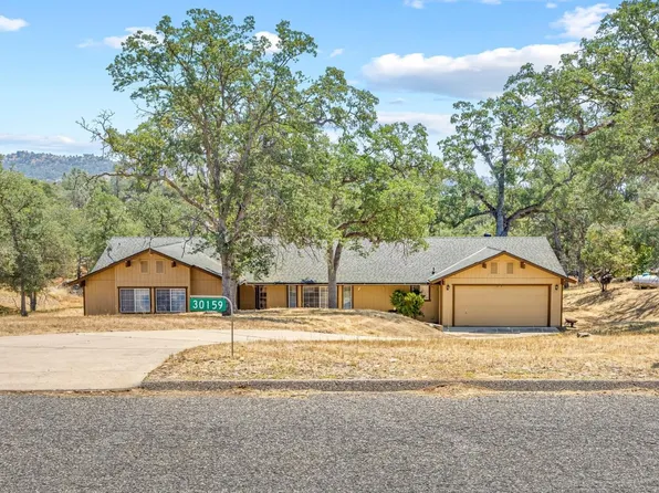 30159 Horseshoe Dr, Coarsegold, CA 93614