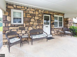 1315 Hillcrest Rd, Conshohocken, PA 19428