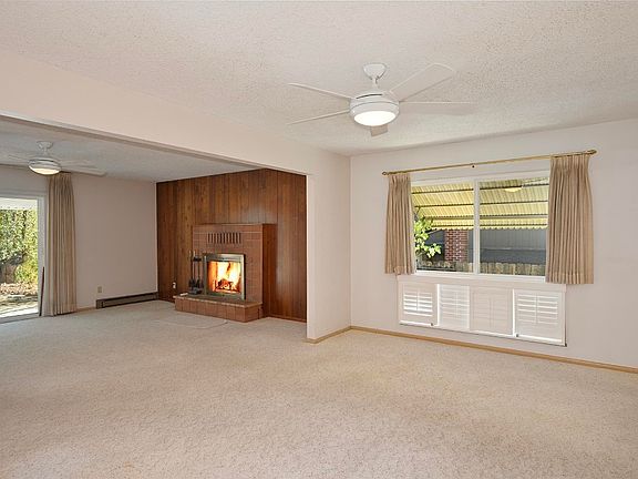 5th image of 818 Oak St