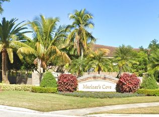 576 NW 120th Dr, Coral Springs, FL 33071