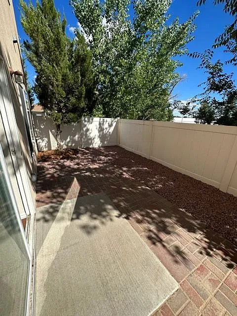 3 bed, 2.5 bath, 1448 sqft, $1,550 — Photo 4