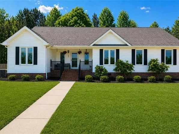 201 Byrd St, Suffolk, VA 23434