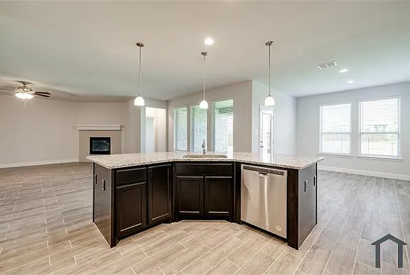 1216 Blanco Trl — Photo 24