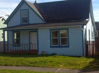 684 S 10th St, Coos Bay, OR 97420