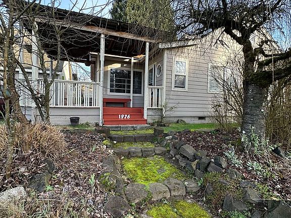 2nd image of 1976 11th Ave SE