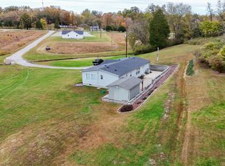 765 Stanford St, Crab Orchard, KY 40419