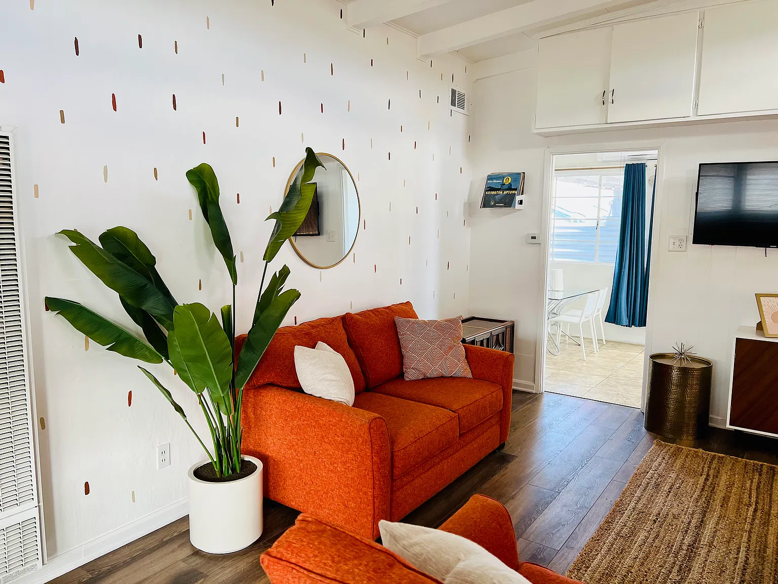 1 bed, 853 sqft, $1,800 — Photo 4