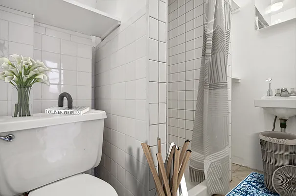 Rented by Cooper & Cooper Real Estate | media 5